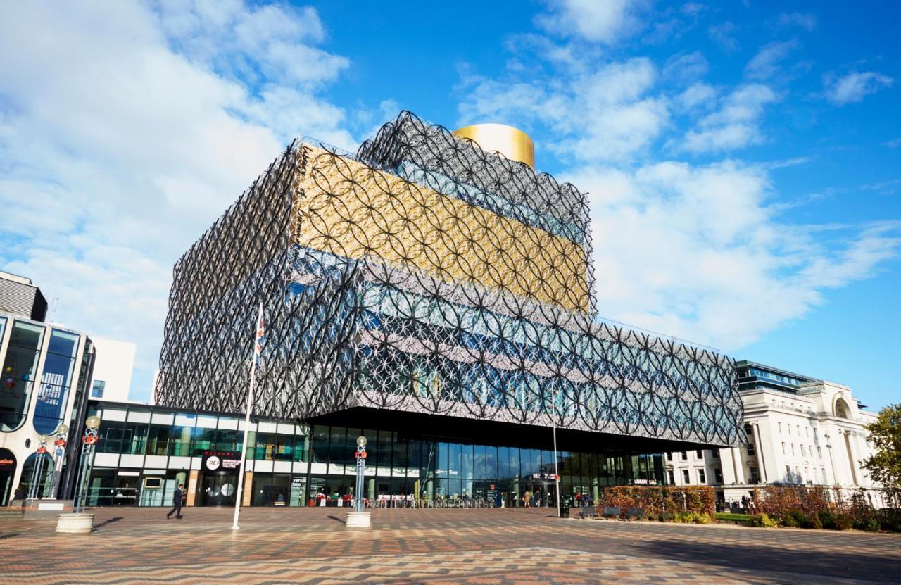 Tudors Esuites House City Centre Netflix Birmingham Exterior photo